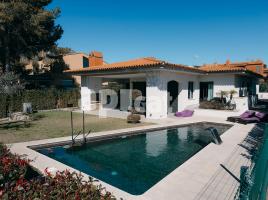 Casa (chalet / torre), 230.00 m², Calle De les Voltes