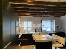 Flat, 56.00 m², close to bus and metro