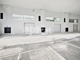 Alquiler nave industrial, 426.00 m², Santa Oliva