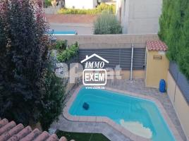 Houses (terraced house), 206.00 m², almost new