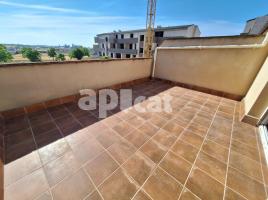 Houses (terraced house), 258.00 m², almost new