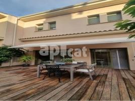 (unifamiliar adossada), 167.00 m², 九成新, Calle de Francesc Jofre