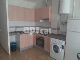 Apartament, 65.00 m², near bus and train, almost new