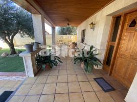 Houses (villa / tower), 250.00 m²