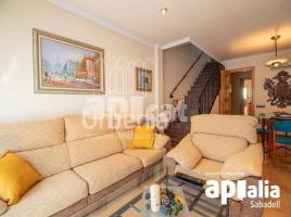  (unifamiliar adossada), 204 m², fast neu, Zona