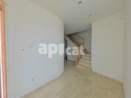 Casa (chalet / torre), 584.00 m², seminuevo, Calle Sant Jordi