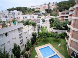 Piso en alquiler temporada, 109.00 m², cerca de bus y tren, Calle Riera