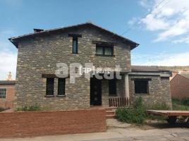 Houses (terraced house), 350 m², almost new, Zona