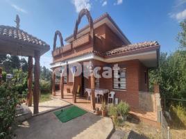  (xalet / torre), 381.00 m²