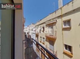 Flat, 76.00 m², near bus and train