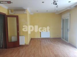 Pis, 95.00 m², حافلة قرب والقطار, Les Roquetes