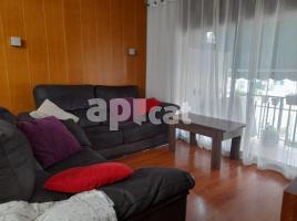 Pis, 105.00 m², prop de bus i tren