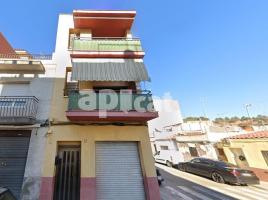 Houses (terraced house), 211.00 m², near bus and train