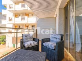 Apartament, 46.00 m², 附近的公共汽車和火車, Eixample