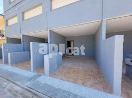 Houses (terraced house), 179.40 m², near bus and train, new, Centro