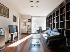 Flat, 130.00 m², near bus and train, almost new, La Dreta de l'Eixample