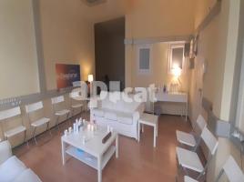 Flat, 60.00 m², close to bus and metro, sarria