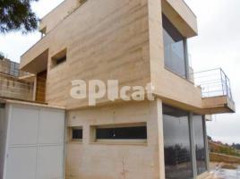 Casa (chalet / torre), 285.00 m², seminuevo, Camino del Picarany