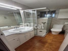 Flat, 73.00 m², near bus and train