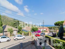 Houses (villa / tower), 281.00 m², Calle dels Xops