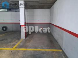 Parking, 12.00 m², almost new, Calle Tamarit