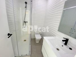 Apartament, 80.00 m², Calle Perxel