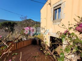 Houses (country house), 240.00 m², Calle Ramon de Solius