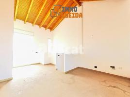 Houses (terraced house), 238.00 m², new, Calle T, 1