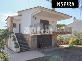 Casa (unifamiliar aïllada), 216.00 m², Calle Olives