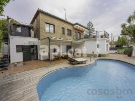 Casa (xalet / torre), 345.00 m², seminou