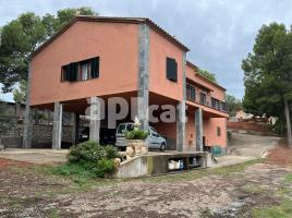 Casa (chalet / torre), 300.00 m², seminuevo, Calle de Can Fosalba, 5