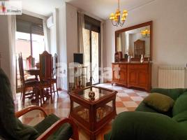 Apartament, 164.00 m², near bus and train