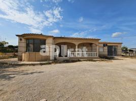 Houses (villa / tower), 211.00 m², Calle Borda