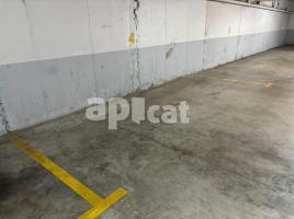 Parking, 11.00 m², Calle de Santiago Rusiñol, 2