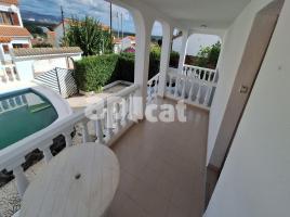 Houses (villa / tower), 220.00 m², Calle del Bosc