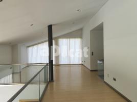 Houses (villa / tower), 500.00 m², almost new, Calle del Trencalòs