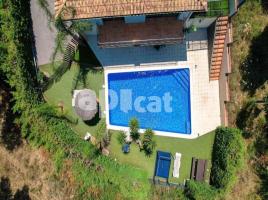  (xalet / torre), 335.00 m²