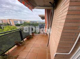 Piso, 110.00 m², cerca de bus y tren