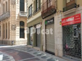 Mieten , 255.00 m², Calle de Peralada, 28