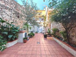 Casa (xalet / torre), 243.00 m², Calle de Caldes