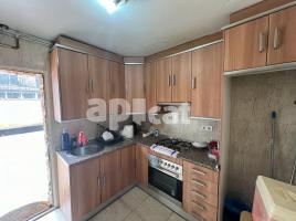 Pis, 88.00 m², prop de bus i tren