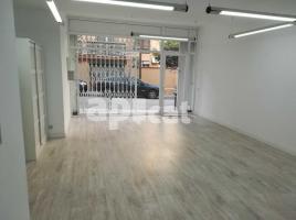 Alquiler local comercial, 40.00 m², cerca de bus y tren, Calle de Gósol, 37