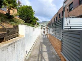 Houses (terraced house), 284.00 m², almost new