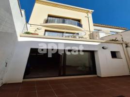 Houses (terraced house), 272.00 m², Calle d'Alfons Maseras