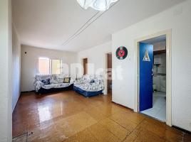 Piso, 72.00 m², cerca bus y metro, Calle del Llobregós, 188