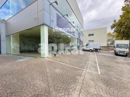 , 4381 m², Zona