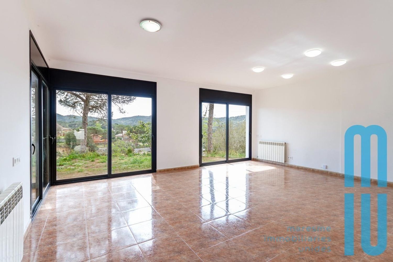 Casa (xalet / torre), 260.00 m², seminou