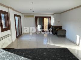 For rent flat, 80.00 m², almost new