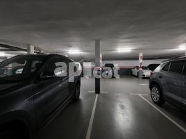 , 12.00 m², Calle de l'Escola Pia