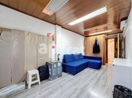 , 25.00 m², in der Nähe von Bus und Bahn, Paseo de Torras i Bages, 1